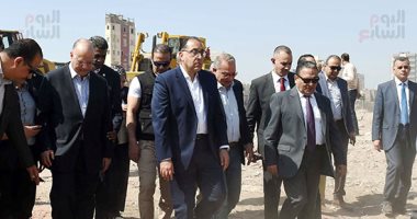 أخبار مصر.. رئيس الوزراء يتفقد أعمال المرحلة الثانية من تطوير سور مجرى العيون