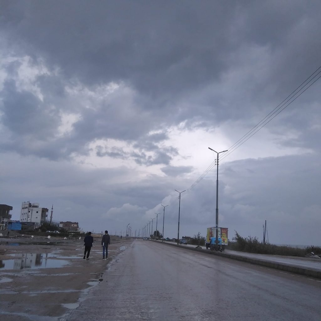 شبورة مائية ورياح.. الأرصاد تعلن حالة الطقس غدا الثلاثاء 28 مارس