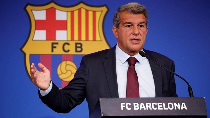 رئيس برشلونة يرد على بيان ريال مدريد برسالة نارية