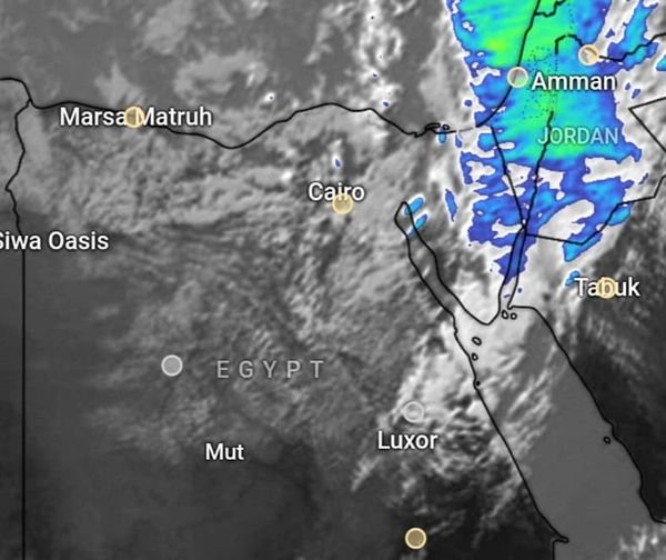أمطار خفيفة بالقاهرة الآن.. الأرصاد تعلن حالة الطقس غدا الأربعاء 15 مارس 2023