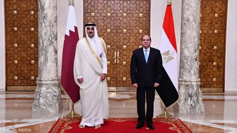 الرئيس السيسي يهنئ أمير قطر هاتفيا بحلول شهر رمضان