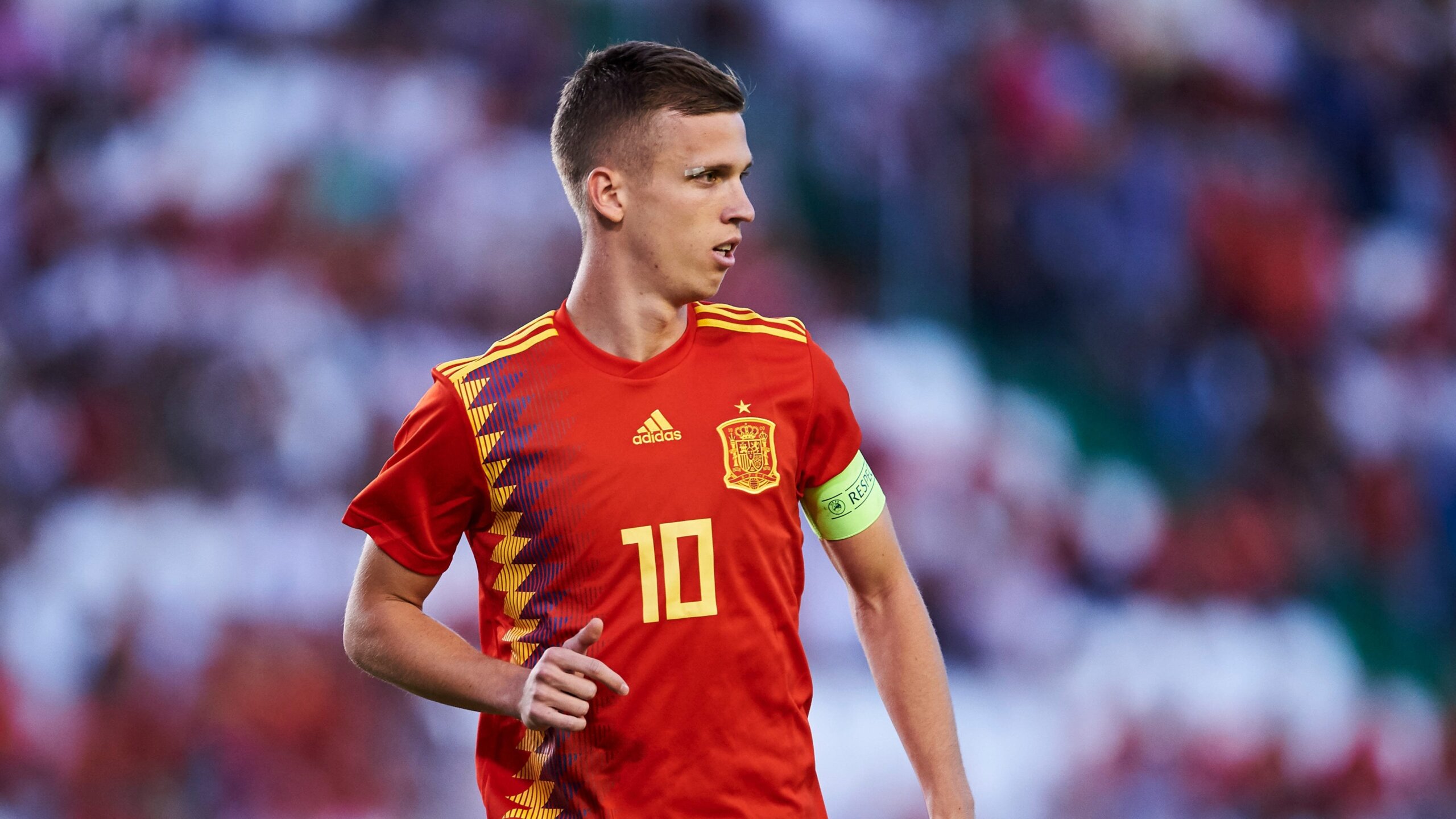 برشلونة يتطلع للتعاقد مع لاعب إسبانيا مجانًا