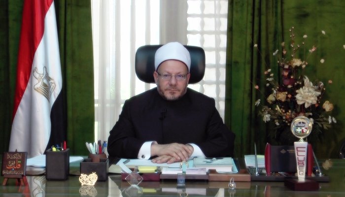 المفتي: القتال تحت راية الحق وبصر الدولة والجيش النظامي في سبيل الله.. فيديو