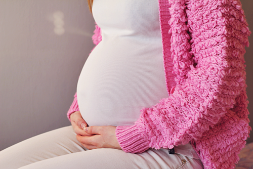 10 مشكلات صحية شائعة تحدث أثناء فترة الحمل