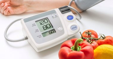 الصحة تكشف 7 طرق للوقاية من الإصابة بضغط الدم