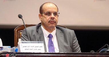 أكرم القصاص: الدولة المصرية تعاملت مع المصريين فى السودان باهتمام منذ بداية الأزمة