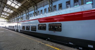 السكة الحديد تعدل مواعيد القطارات المكيفة والروسية على خط "إسكندرية ـ القاهرة"