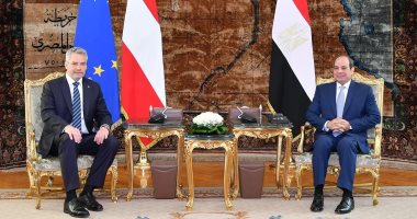 "الأنباء" الكويتية تبرز تأكيد الرئيس السيسى على قوة العلاقات مع النمسا