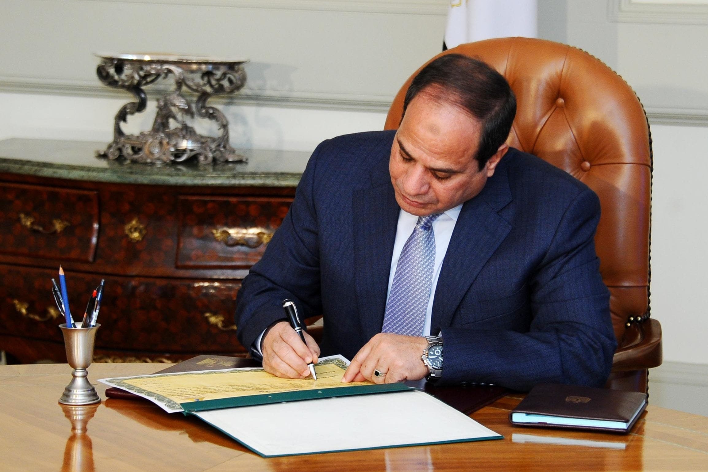 قرار جمهوري بتجديد تعيين صالح عبد الرحمن رئيسا للجهاز المركزي للتنظيم والإدارة