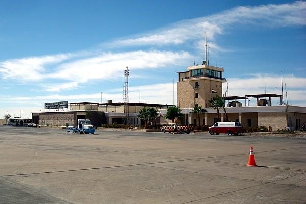 مطار ابوسمبل الدولي يستقبل اليوم أولي رحلات مصرللطيران من اسبانيا