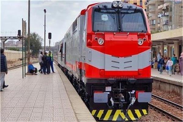 السكة الحديد تعلن تشغيل 130 قطارًا إضافيًا خلال عطلة عيد الفطر المبارك