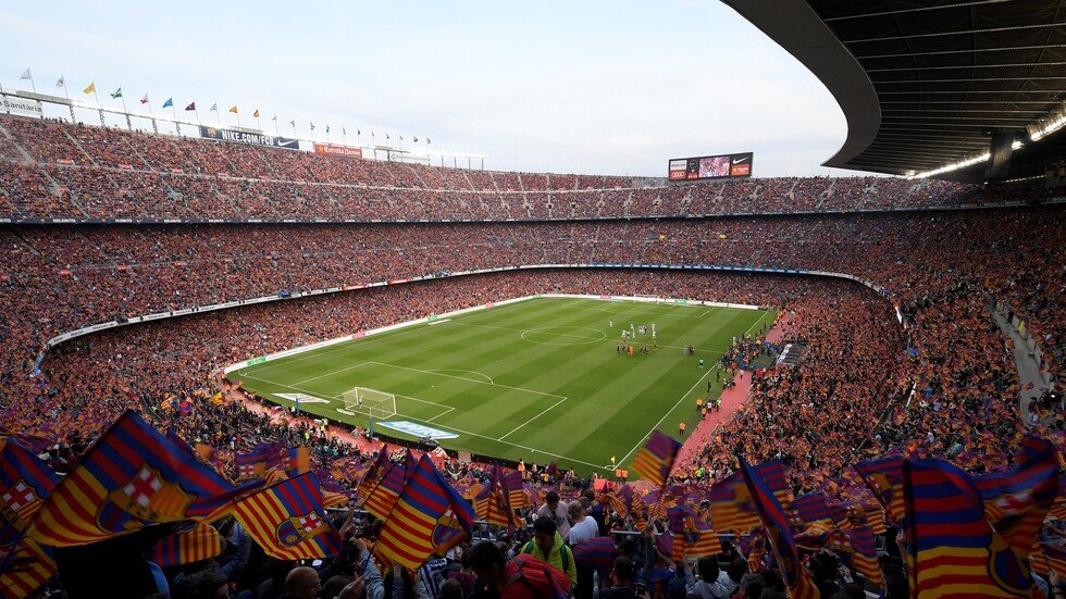 برشلونة يحصل على 1.5 مليار يورو لتجديد ملعب كامب نو