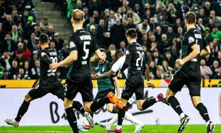 فرايبورج يحقق فوزا مثيرا أمام فيردر بريمن وبوخوم يتعادل مع يونيون برلين في الدوري الألماني