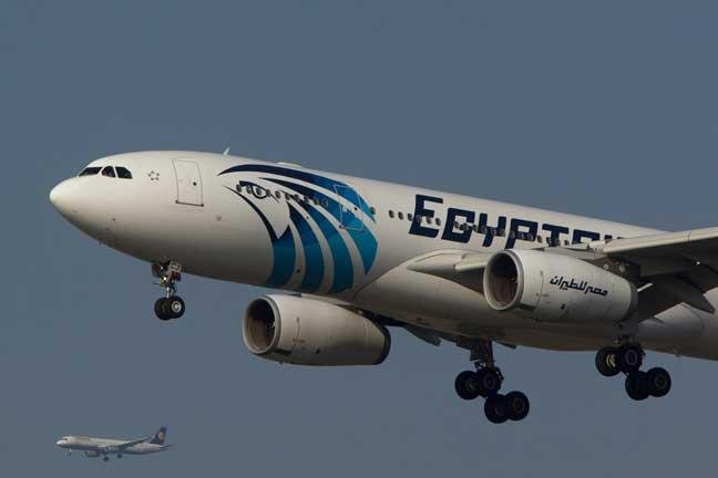 مصر والسعودية وتركيا توقف رحلاتها الجوية إلى السودان