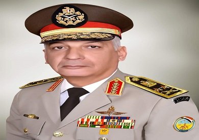 القوات المسلحة تهنئ الرئيس السيسي بمناسبة الذكرى الـ41 لتحرير سيناء