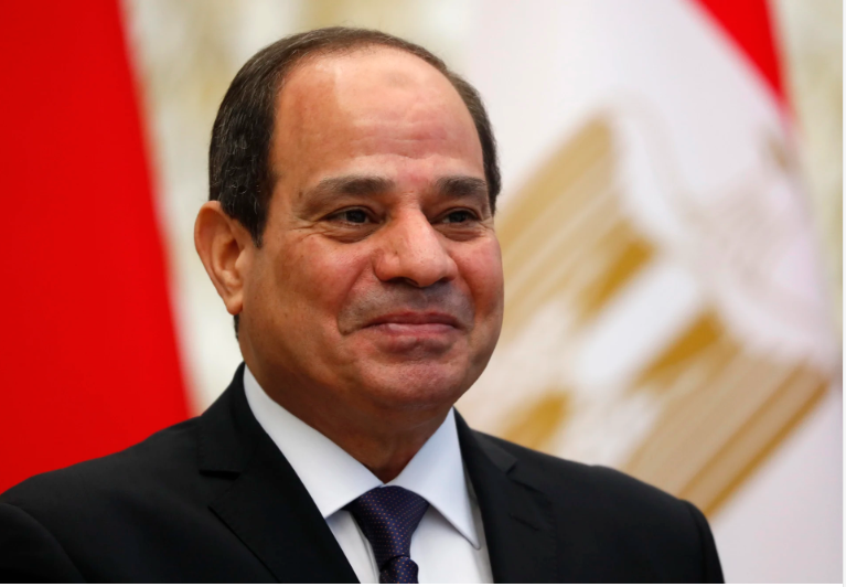 كلمة الرئيس السيىسي بمناسبة الذكرى الـ41 لتحرير سيناء تتصدر اهتمامات صحف القاهرة