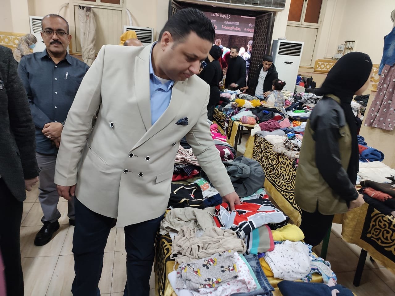 أمانة الجيزة بحزب مصر أكتوبر: ملابس مجانية دعمًا لمبادرات الرئيس عبد الفتاح السيسي