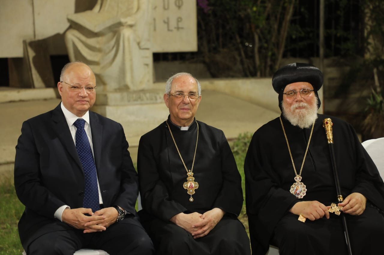 محافظ القاهرة يشهد احتفال بطريركية الأرمن الكاثوليك بعيد القيامة