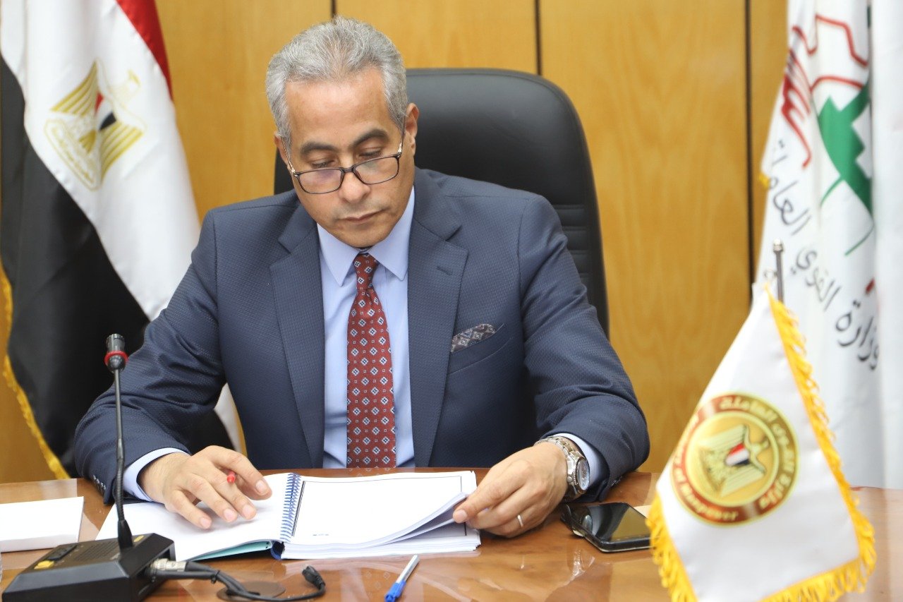 وزير القوى العاملة يتفقد مركز تدريب «شهداء الكتيبة 103 صاعقة»