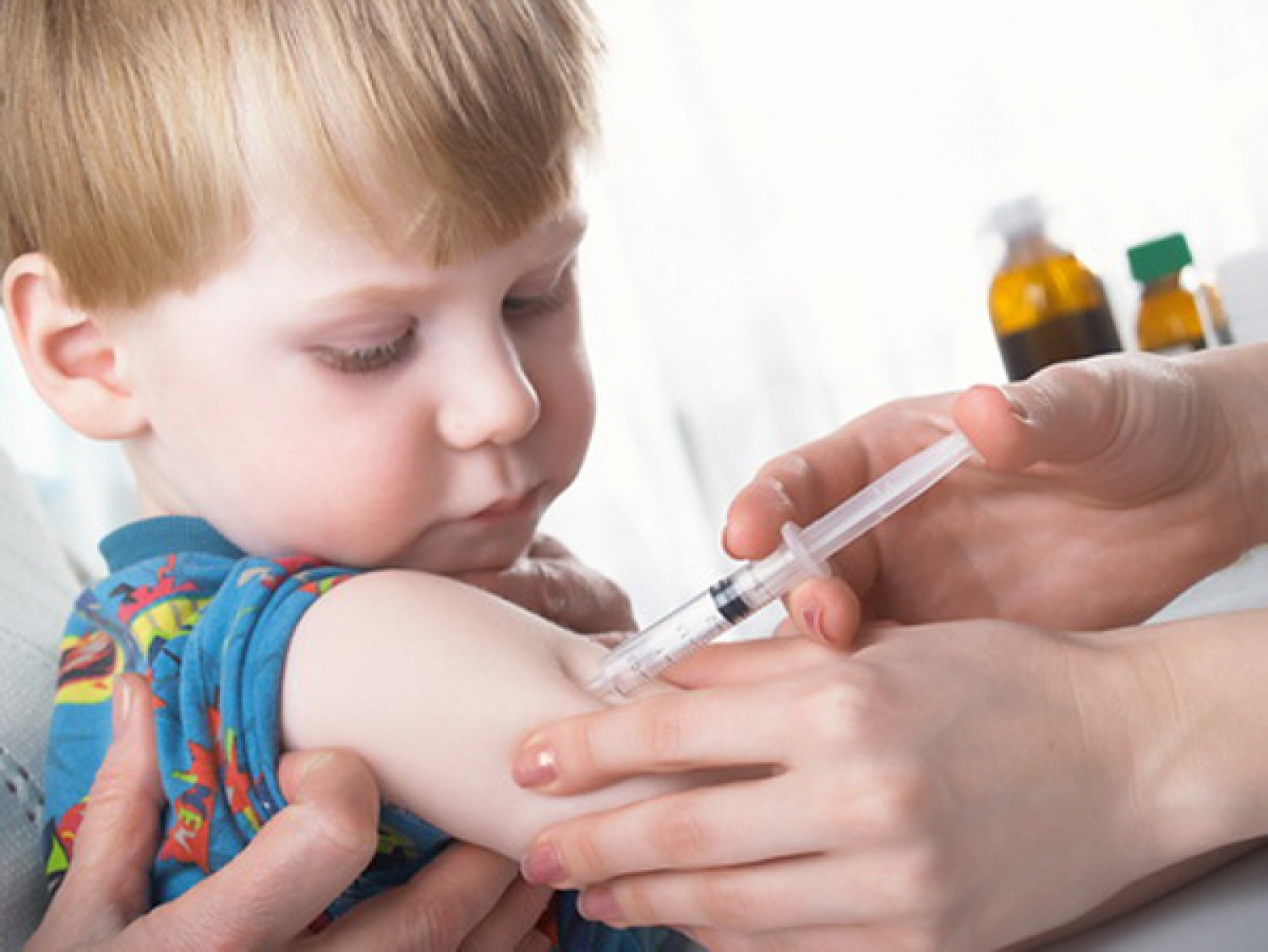 أهم الحالات التي تمنع تطعيم الأطفال