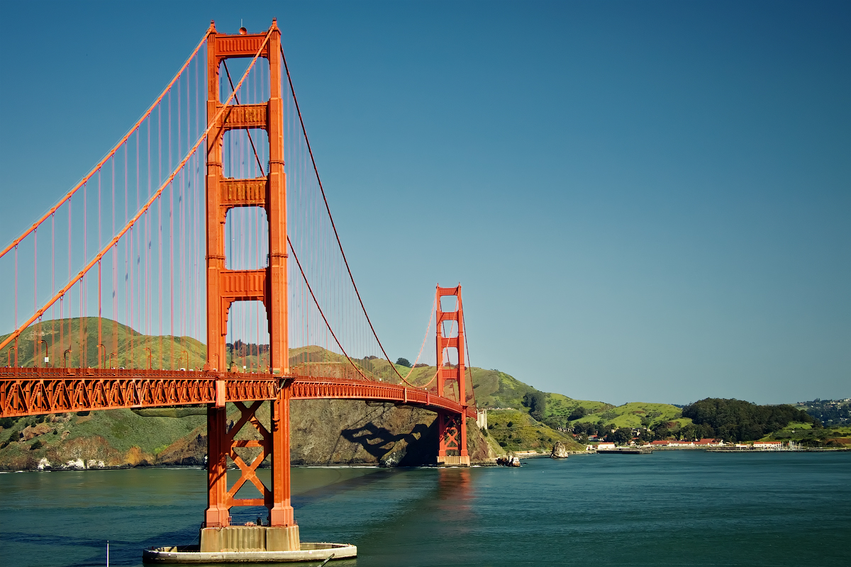 تقرير بالصور عن الجسر الاحمر في سان فرانسيسكو