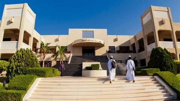 دور جامعة مسقط في توفير التعليم المتميز بالسلطنة