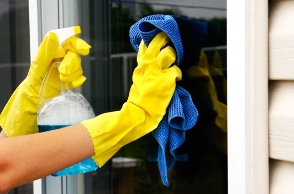 نصائح لتنظيف نوافذ المنزل
