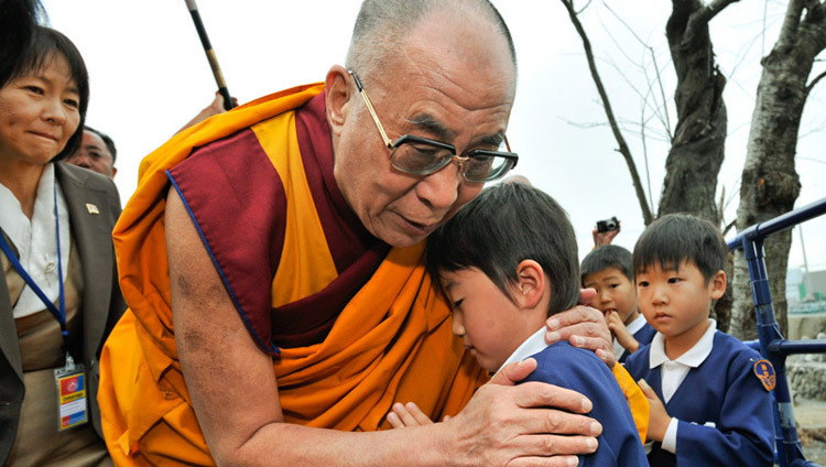 تاريخ ” الدالاي لاما ” وأشهر أقواله وحكمه