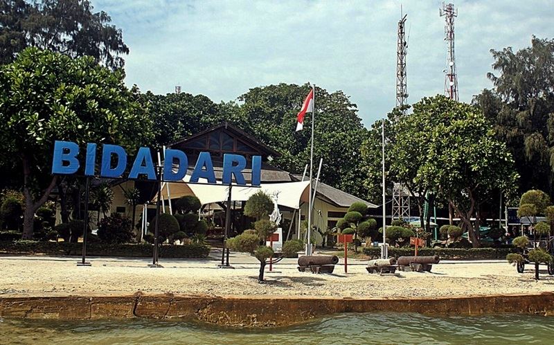جزيرة بيداداري السياحية الرومانسية في اندونيسيا