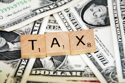 ضريبة المعاملات المالية … Financial transaction tax