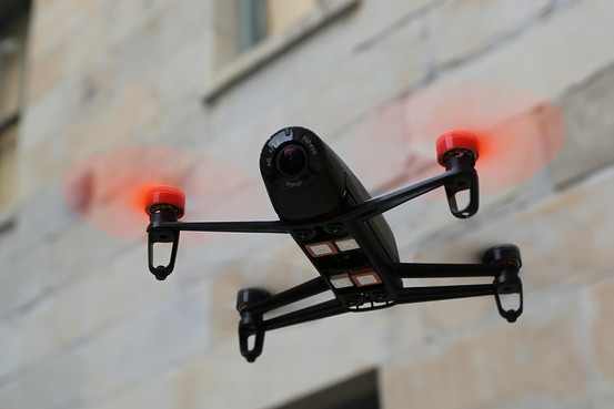 طائرة بيبول درون Bebop Drone