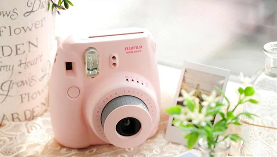 كاميرا فوجي انستاكس ميني الفورية Fujifilm Instax Mini 8