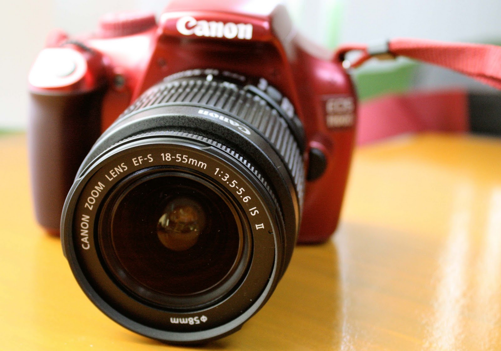 كاميرا كانون Camera Canon D1100 EOS