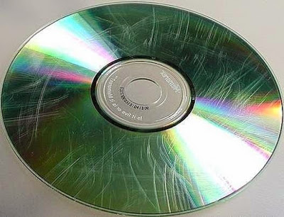 كيفية ازالة الخدوش من على قرص ال CD