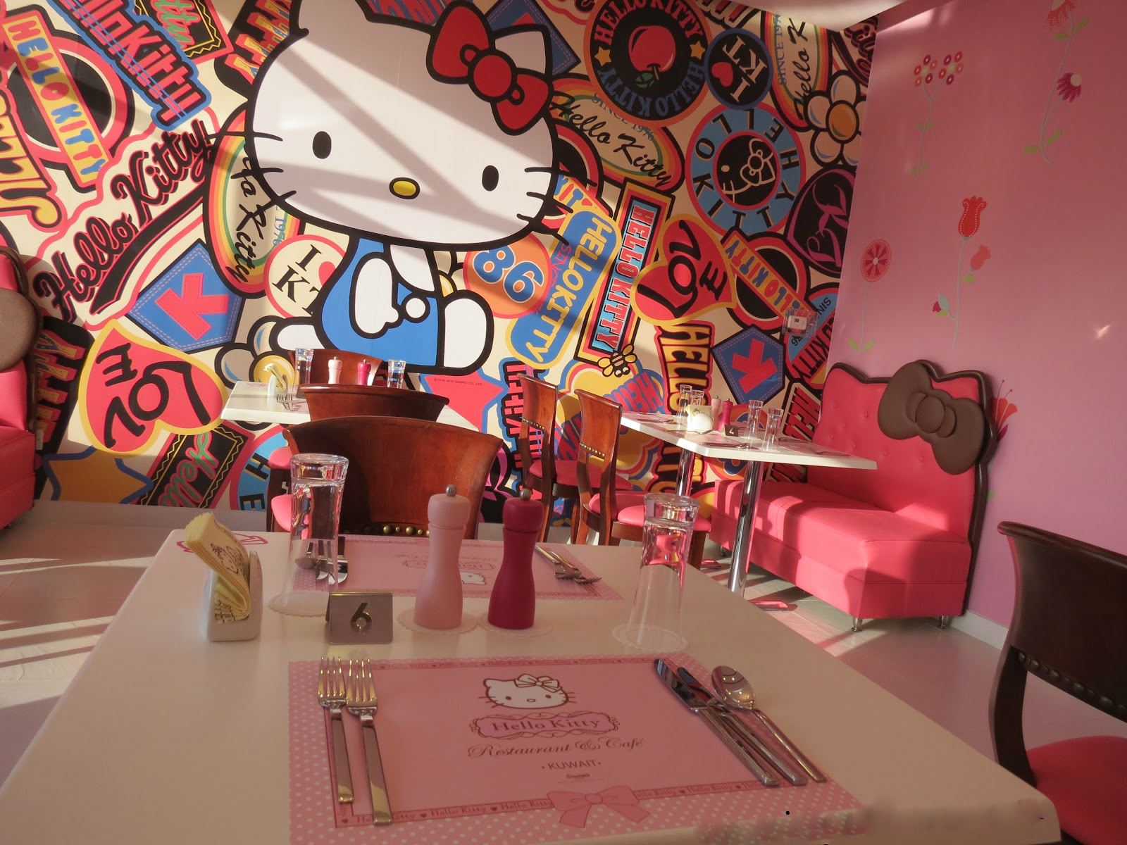 مطعم Hello Kitty في الكويت