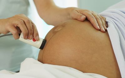 هل معدل دقات قلب الجنين البطيئة علامة على الإجهاض ؟