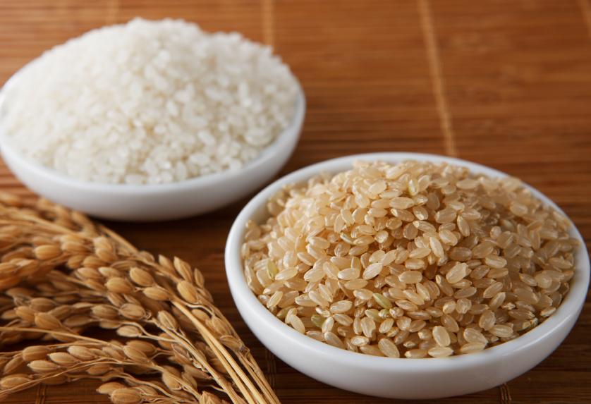 أيهما أفضل الأرز الأبيض أم البني ؟