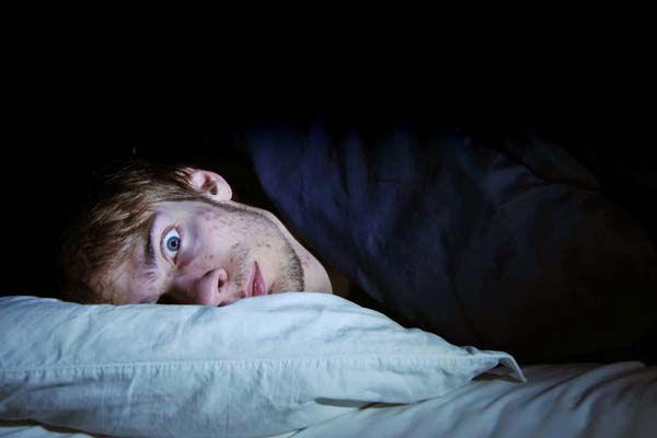 اسباب اضطرابات النوم عند الكبار