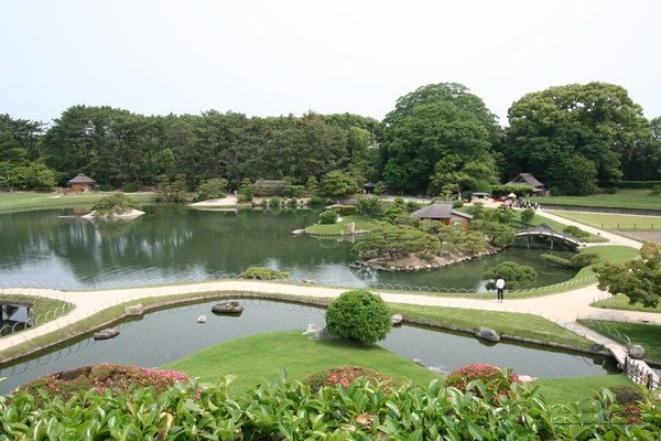 اشهر حدائق اليابان