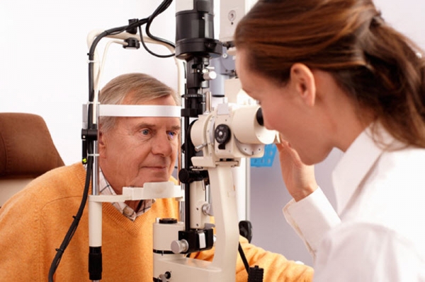 اكتشاف دواء جديد يعالج مرضى السكري المصابون بالعمى ( عقار لوسنتيس )