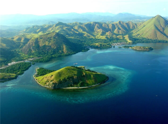 جزيرة كومودو…اندونسيا