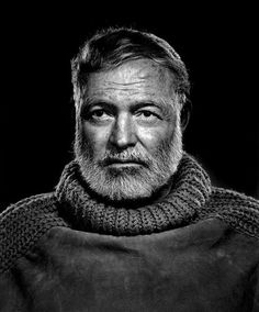 حياة الروائي الأمريكي إرنست همينغوي (Ernest Miller Hemingway)