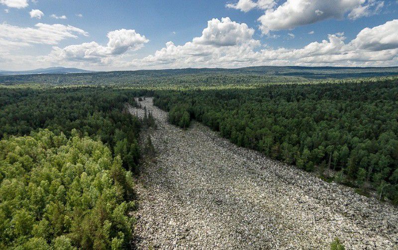 شاهد صور نهر الصخور الكبير في روسيا