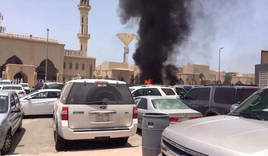 شاهد فيديو تفجير مسجد الحسين في الدمام