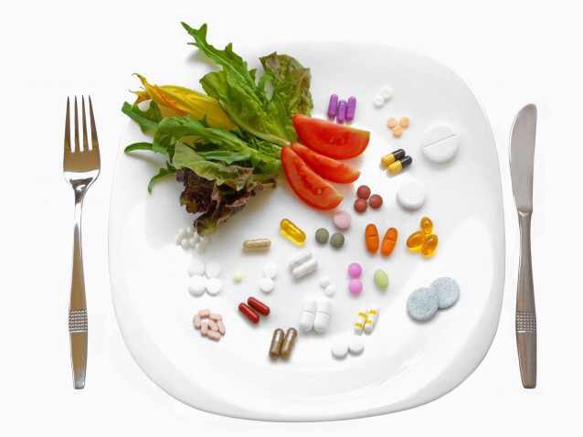 كيف يتأثر الدواء بالاطعمة المختلفة