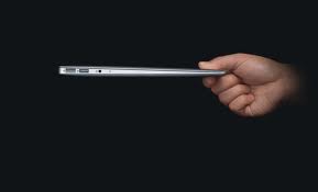 لاب توب ماك بوك Apple MacBook Air الاخف وزنا في العالم