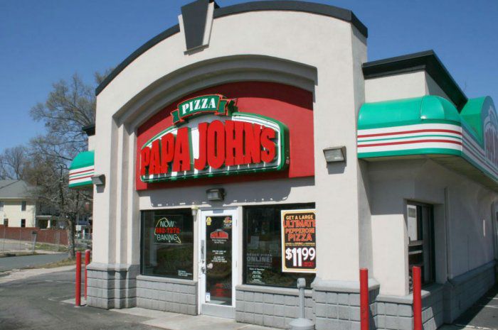ما لا تعرفه عن سلسلة بيتزا بابا جونز “Papa Johns”