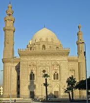 الواجهة الشرقية لمسجد السلطان حسن