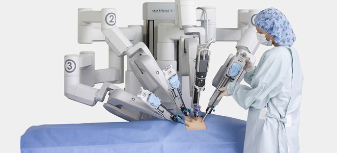 الجراحات الطبية باستخدام الروبوت