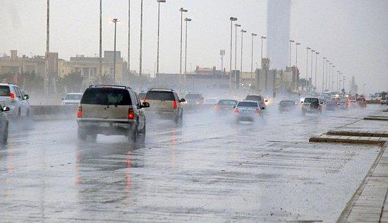 توقعات باستمرار هطول الامطار في مناطق المملكة